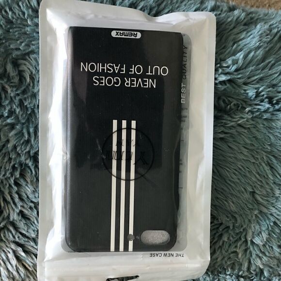 Plastic Black iphone 6 plus case-NEW - Picture 1 of 4